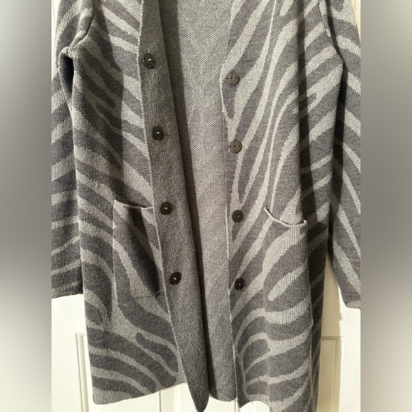 J. McLAUGHLIN Hallie MD Gray Zebra Animal Print WOOL Blend Duster Pocket NICE - Picture 3 of 13